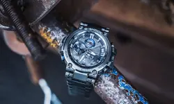 g-shock-mtg-b1000bd-1aer-mtg-b1000bd-1aer-mood-1.webp