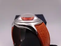 corum bubble orange 4144.webp