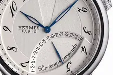 1-BDM-6213-hermes-arceau-le-temps-suspendu.webp