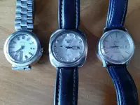 3 relojes b.webp