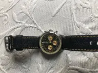 Breitling Navitimer Tricompax negro amarillo.webp
