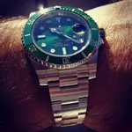 Rolex Submariner 40 mm Ref. 116610LV Aniversary Green 'Hulk'   (3).webp