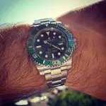 Rolex Submariner 40 mm Ref. 116610LV Aniversary Green 'Hulk'   (2).webp