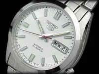Reloj de cuerda automática Seiko 5 de los hombres esfera blanca, plata del acero inoxidable S...webp
