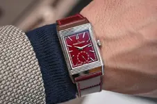 Jaeger-LeCoultre-Reverso-Tribute-Small-Seconds-Burdundy-Q397846J-1.webp