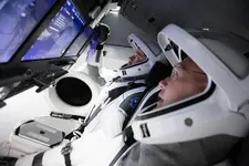 spacex-dragon-crew-bob-behnken-omega-speedmaster-x-33-abtw.webp