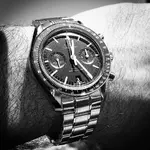 Ω Speedy Moon Co-Axial Chrono 44.25 mm 100M Cal. 9300 B&W.webp