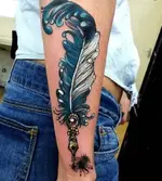 46e1ad4ba75134f261b86ec86fe49ae2--quill-tattoo-pen-tattoo.webp
