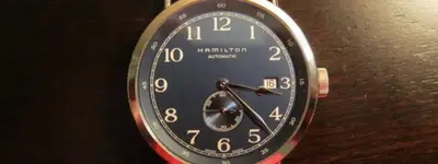 583245-fs-hamilton-khaki-navy-pioneer-blue-conus.webp