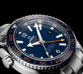 Omega-Seamaster-Planet-Ocean-GMT-2.webp