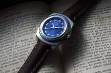 EhMR_bFVgAI0y2O.webp