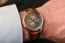 Montblanc-Heritage-Manufacture-Pulsograph-Rose-Gold-Brown-Dial-10.webp