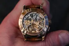 Montblanc-Heritage-Manufacture-Pulsograph-Rose-Gold-Brown-Dial-5-768x511.webp