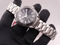 omega seamaster planet ocean 5663.webp