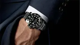 Rolex-Submariner-Wrist-Watch.webp