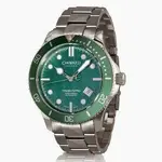 Christopher Ward C60 Trident 01.webp