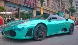 ferrari-shiny-green-china-1.webp