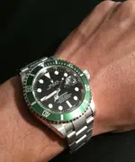 Rolex-16610LV.webp