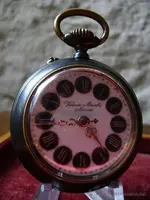 25191987.webp