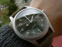 Hamilton_Khaki_Mechanical.webp