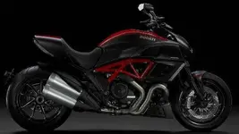 Ducati-Diavel-Carbon.webp