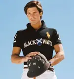 Slim+Custom-fit+Black+Watch.webp
