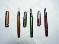 Plumas abiertas.webp