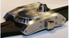 check-out-this-weird-watch-from-azimuth_1.webp
