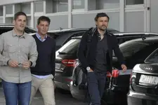 Luis-Enrique-con-sus-ayudantes_54409386049_54115221152_960_640.webp