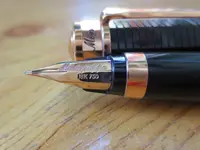 Montegrappa Nero Linea oro rosa4.webp
