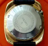 SEIKO 5 GOLD TAPA1.webp