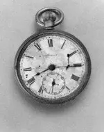 reloj-hiroshima-238x300.webp