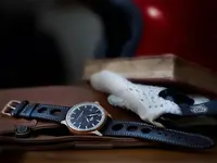 Frederique-Constant-Healey-en-oro-rosa-y-esfera-chocolate-1.webp