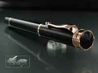 Fountain-Pen-Black-Resin-Rose-gold-trim-ISDUR-RC-7.webp