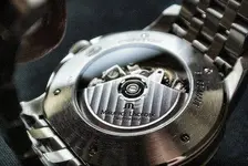 13584873035_562f62885f.webp