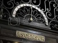 ascensor-antiguo_zps5120f6c7.webp