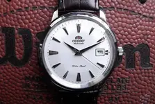 Orient-Bambino-up-close.webp