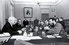 v-with-Fidel-Castro-Rolex-Day-Date-and-Submariner-.webp