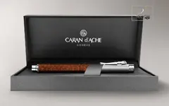 ius-Snakewood-Fountain-Pen-Silver-rhodium-coated-3.webp