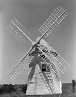 Gardiners_Island_Windmill.webp
