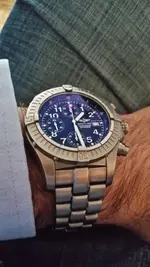 Breitling Avenger Chrono_01.webp