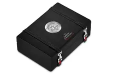 wp-Omega-Moonwatch-presentation-box-850x566.webp