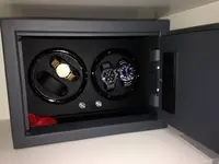 Caja fuerte watch winder.webp