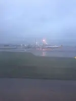 londres aeroport pluja.webp